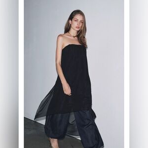 ZARA STRAPLESS BANDEAU TOP WITH SHEER LONG TRAIN OVERLAY. NWT